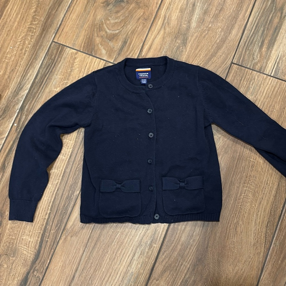 Super sweet cardigan with bow detail